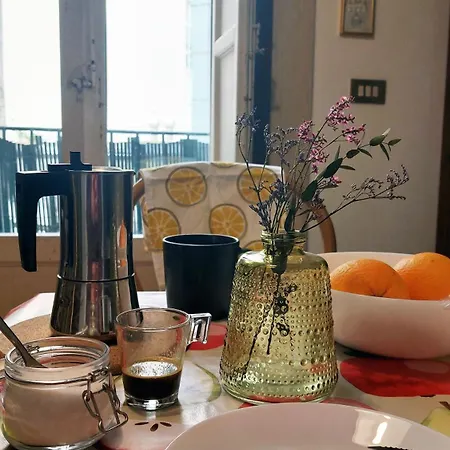 Casa Santoliva In Centro A Affittacamere 3*